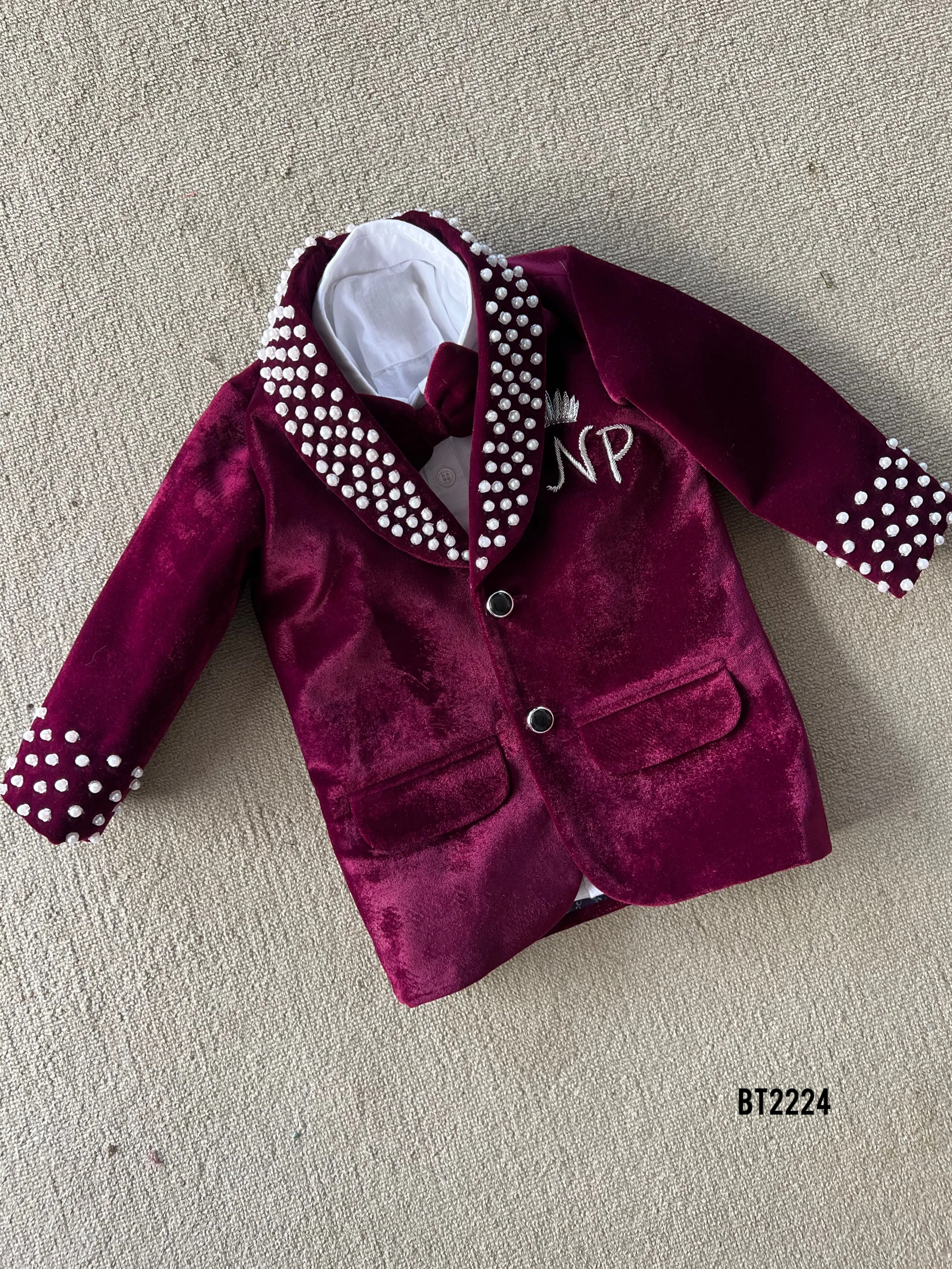 BT2224 Royal Velvet Party Wear Blazer for Baby Boys – Perfect for Stylish Celebrations 👑🎉